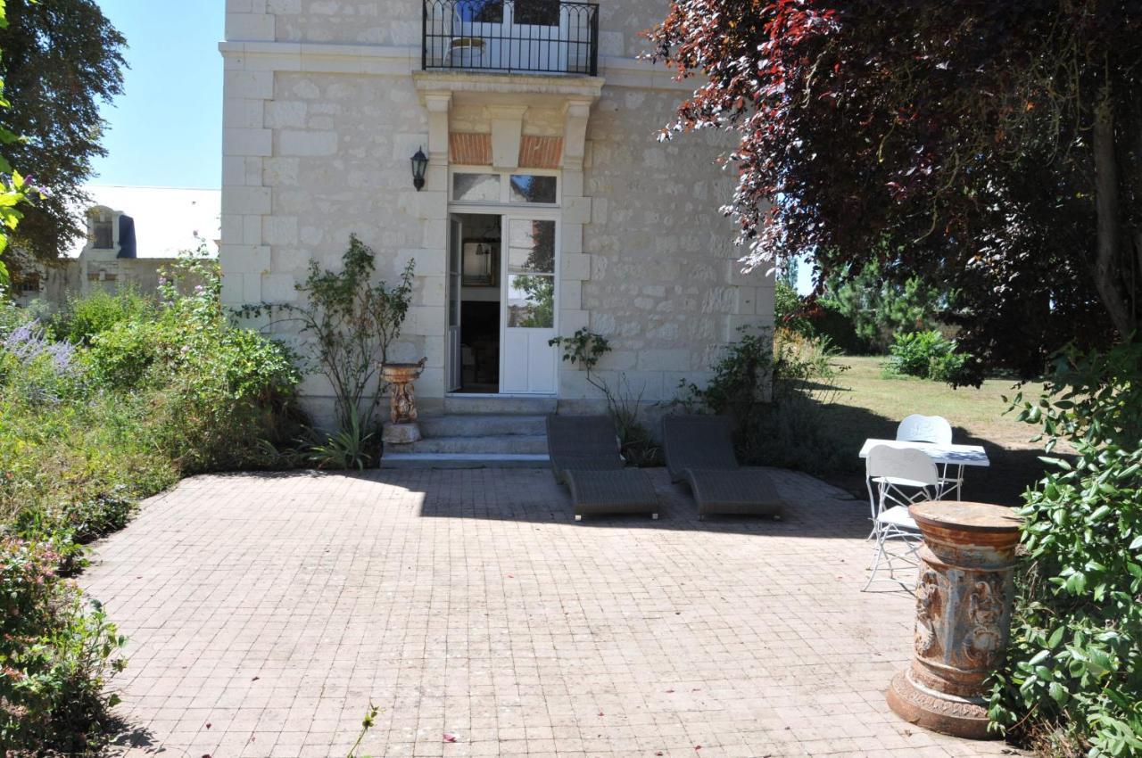 La Terrasse De L'Orangerie Du Chateau - Art Nouveau - Gite 2 Personnes Brain-sur-Allonnes Exteriör bild